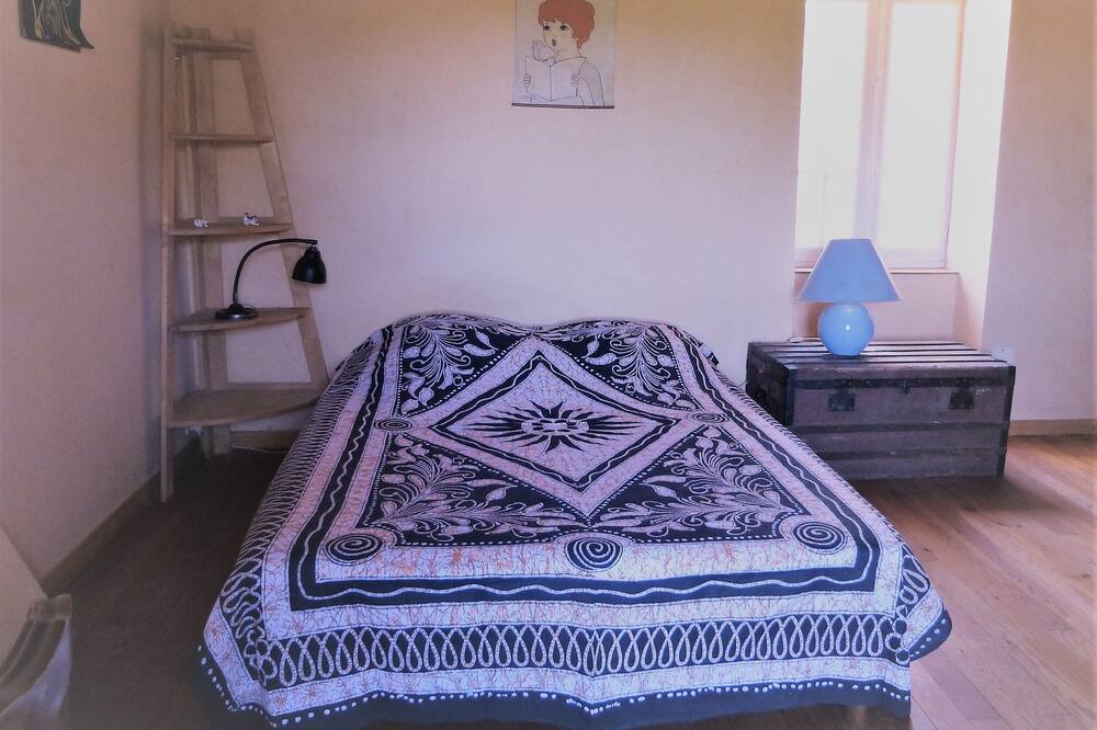 Photo of Bedroom in Mirandol-Bourgnounac