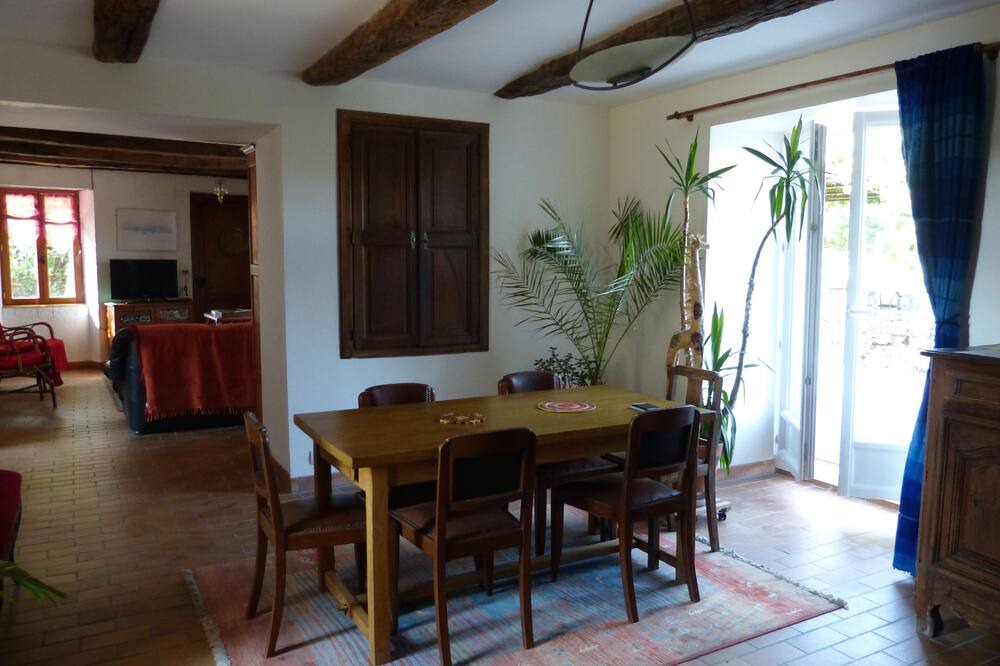 Photo of Livingroom in Mirandol-Bourgnounac
