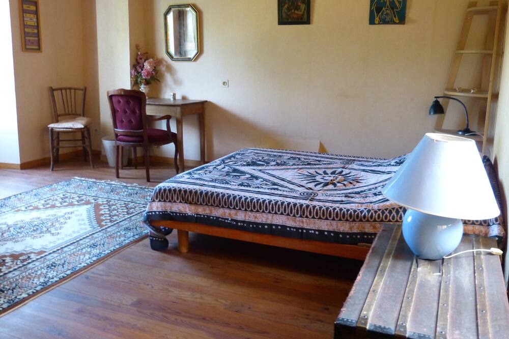 Photo of Bedroom in Mirandol-Bourgnounac
