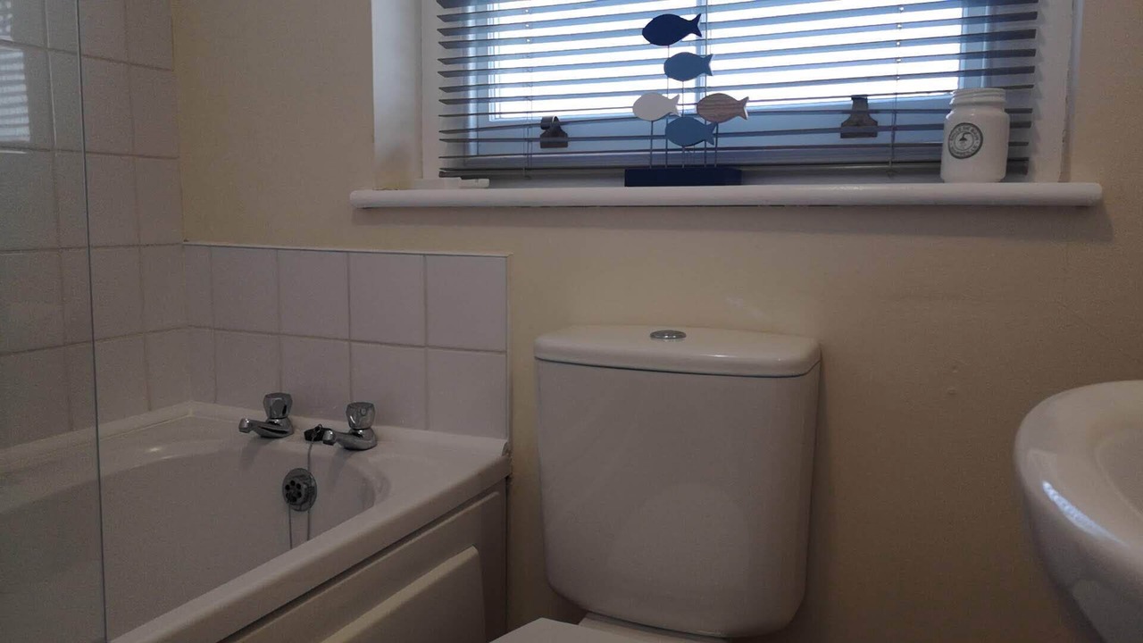 Photo of Bathroom in Deal