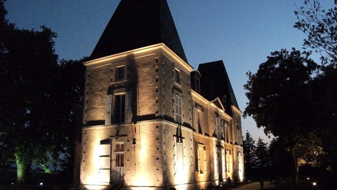 Photo of Buildings in Sainte-Cecile