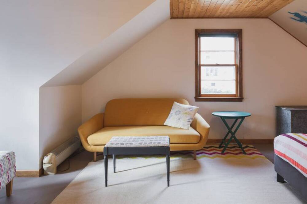 Photo of Bedroom in Cedarburg
