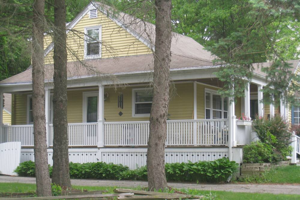 Photo of Outdoor in Cedarburg