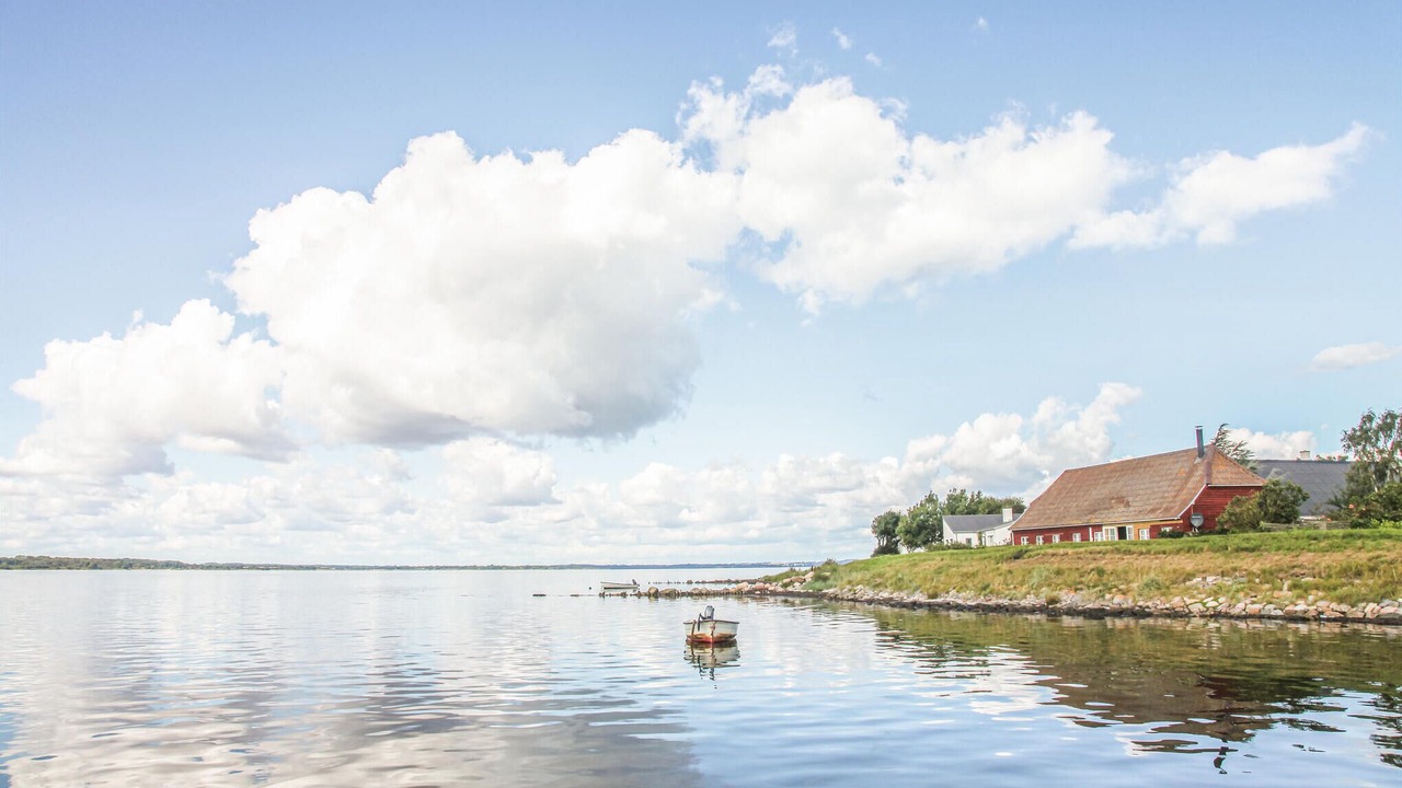 Photo of Others in Arø