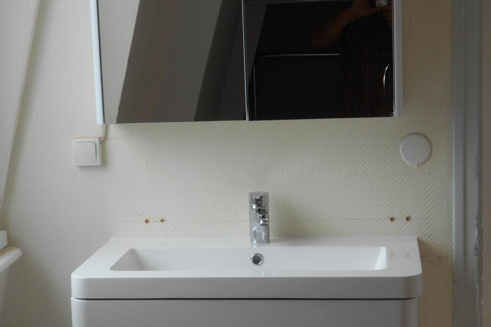 Photo of Bathroom in Carantec