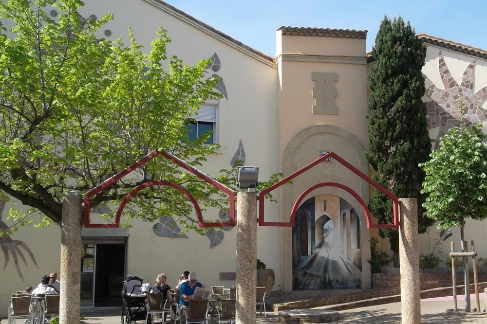 Photo of Outdoor in Saint-Genies-de-Fontedit