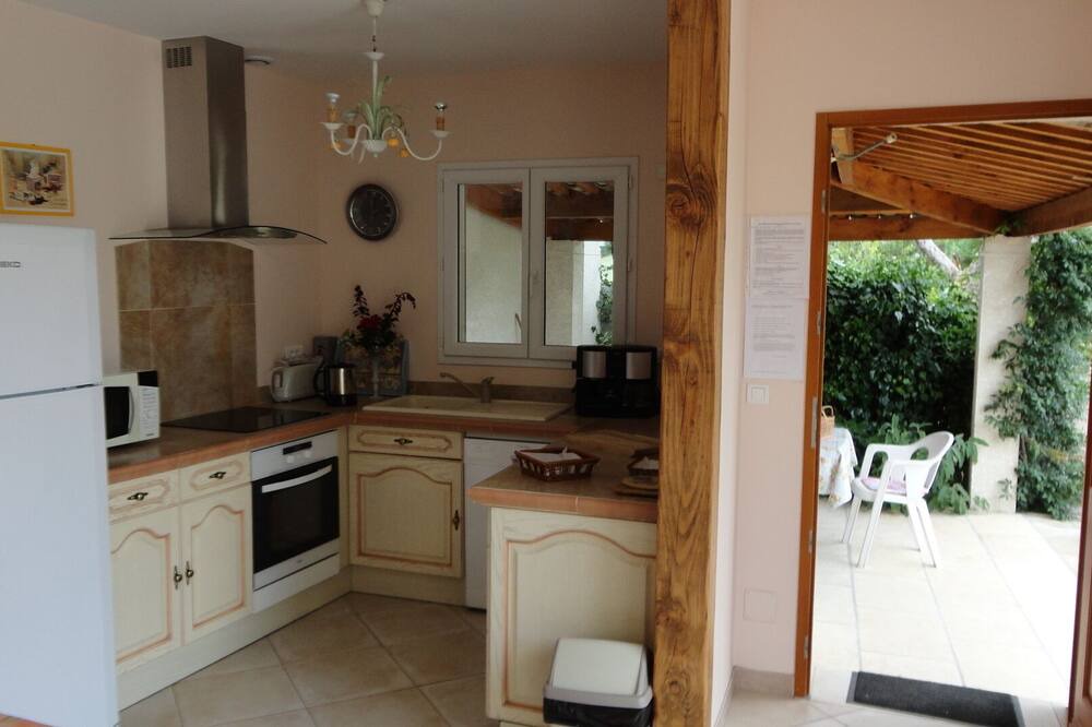 Photo of Kitchen in Saint-Genies-de-Fontedit