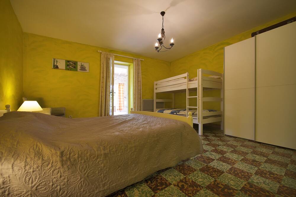 Photo of Bedroom in Molieres-sur-Ceze