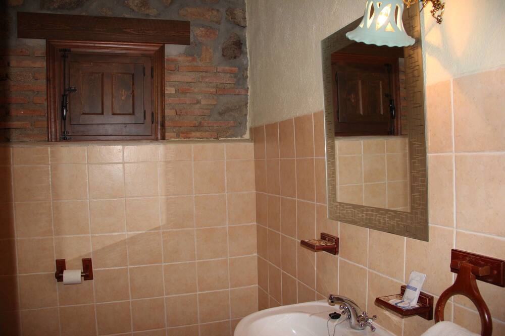 Photo of Bathroom in La Iglesuela