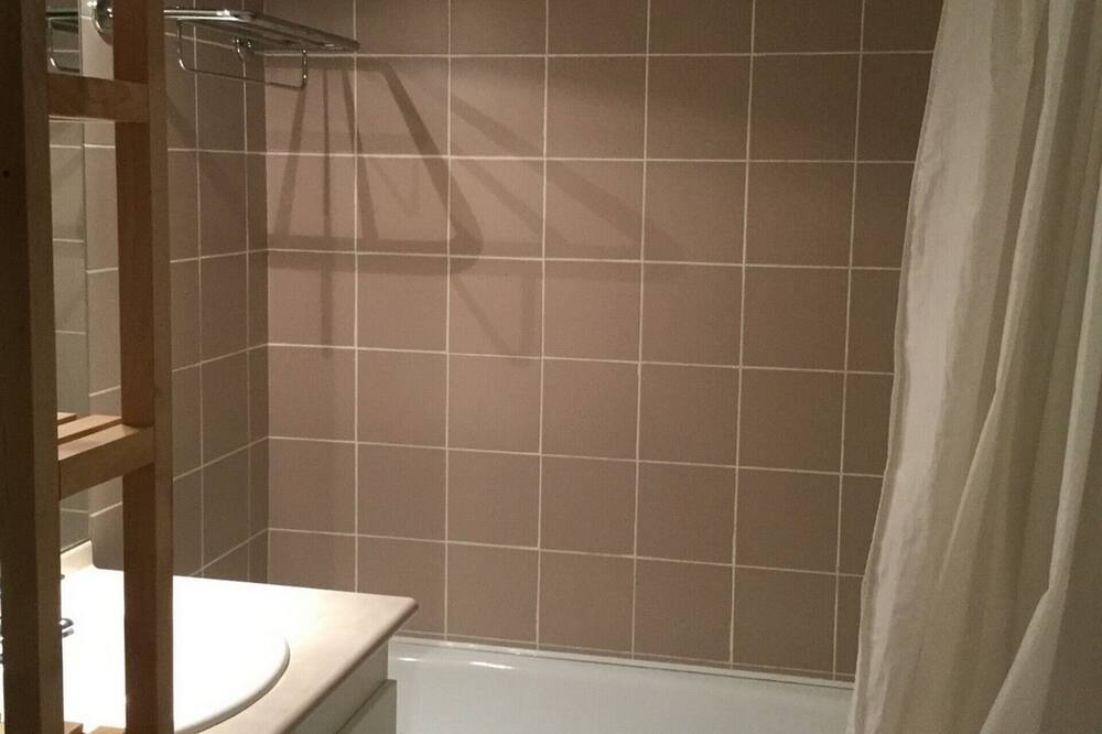Photo of Bathroom in Bagneres-de-Luchon