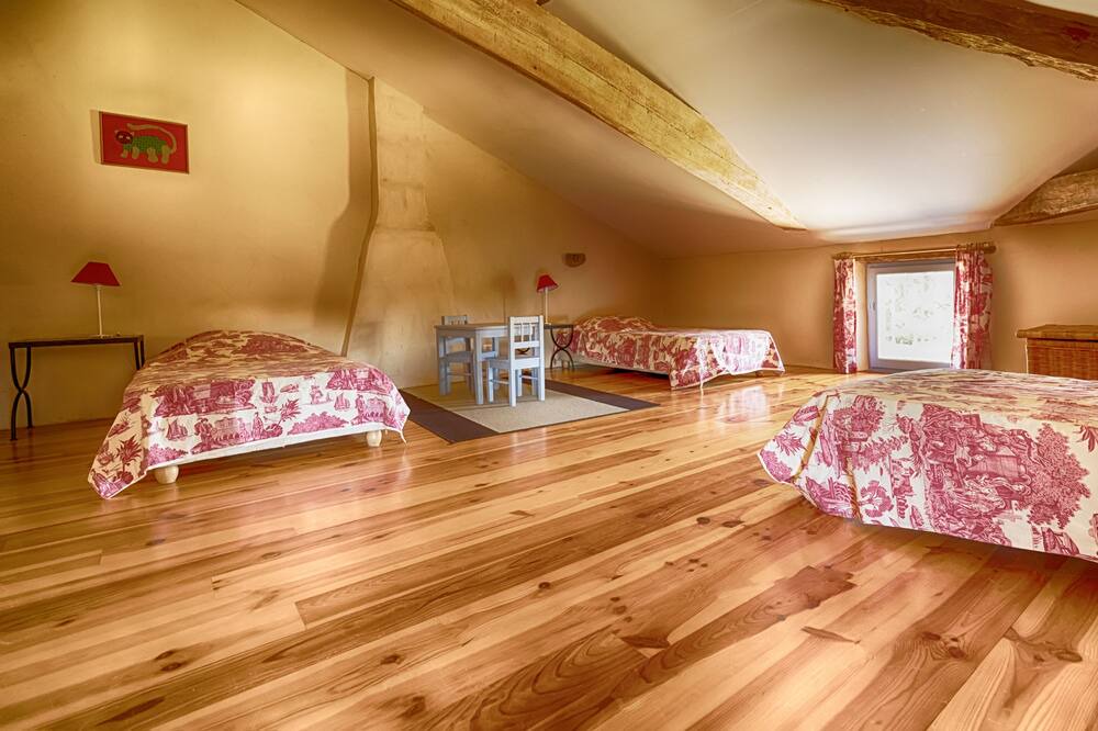 Photo of Bedroom in Mirabel