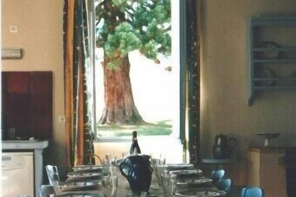 Photo of Kitchen in Mirabel