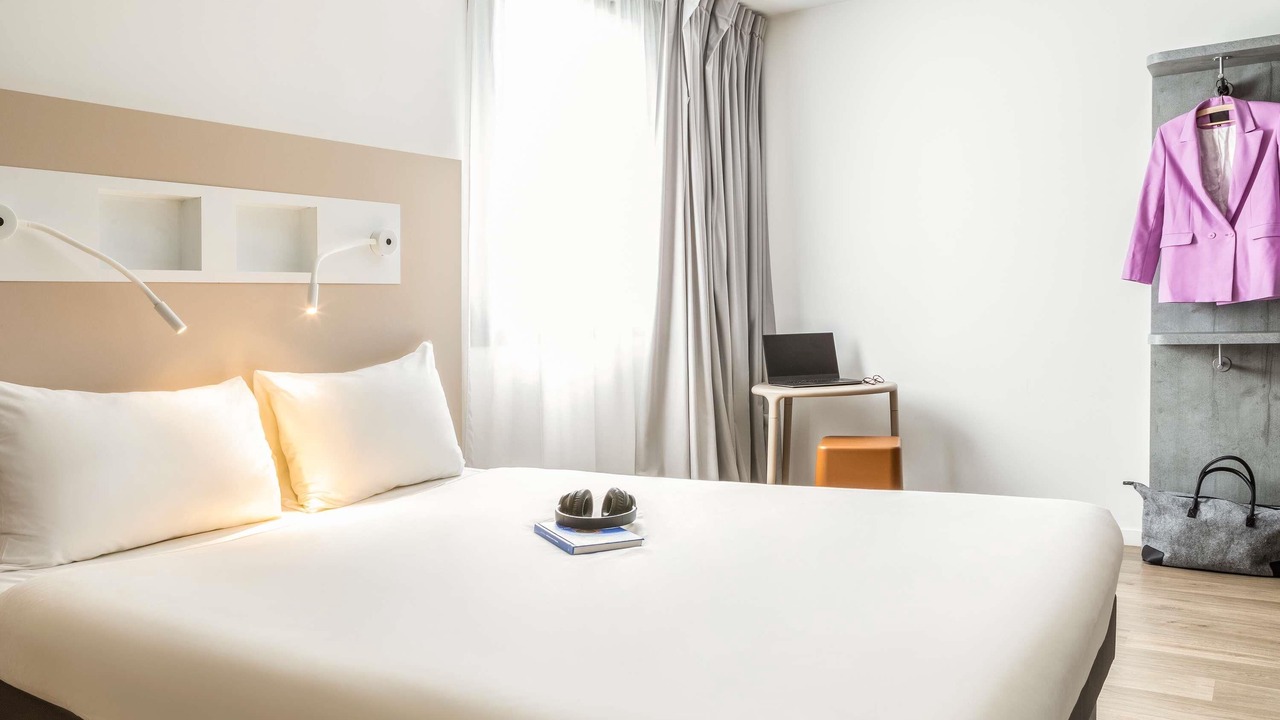 Photo of Bedroom in Gonesse