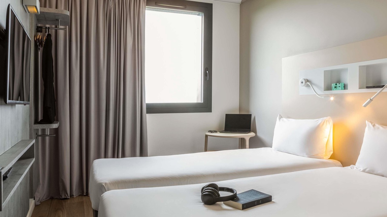 Photo of Bedroom in Gonesse
