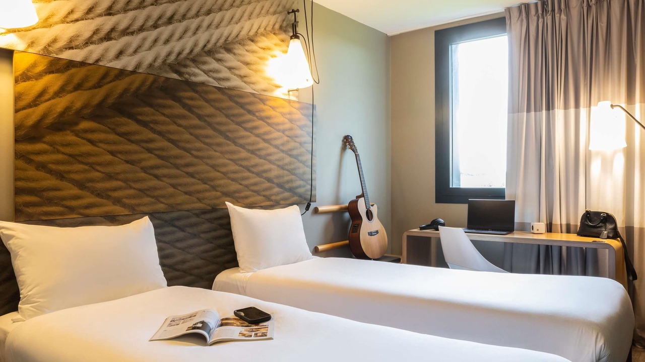 Photo of Bedroom in Gonesse