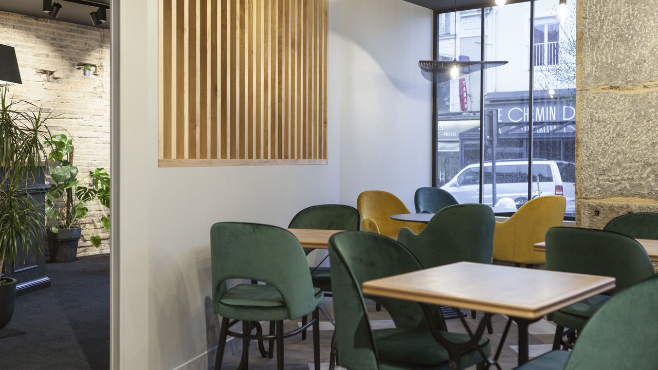 Photo of Others in Laval