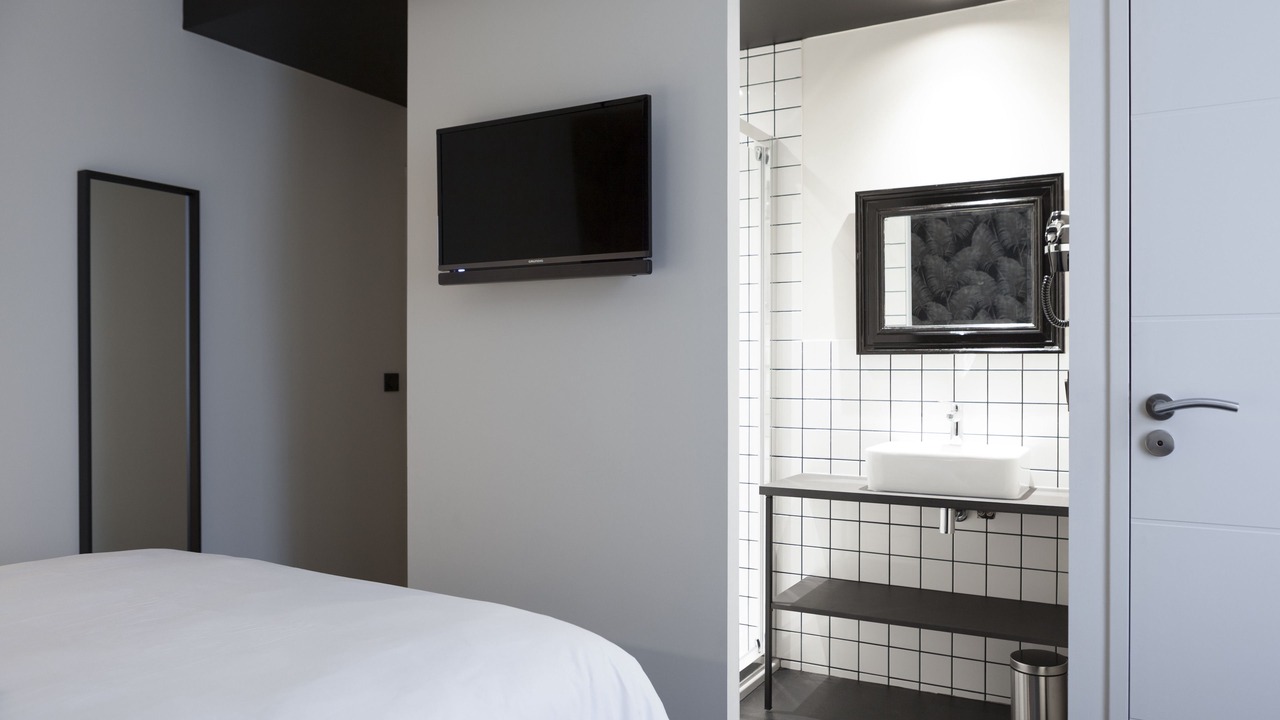 Photo of Others in Laval