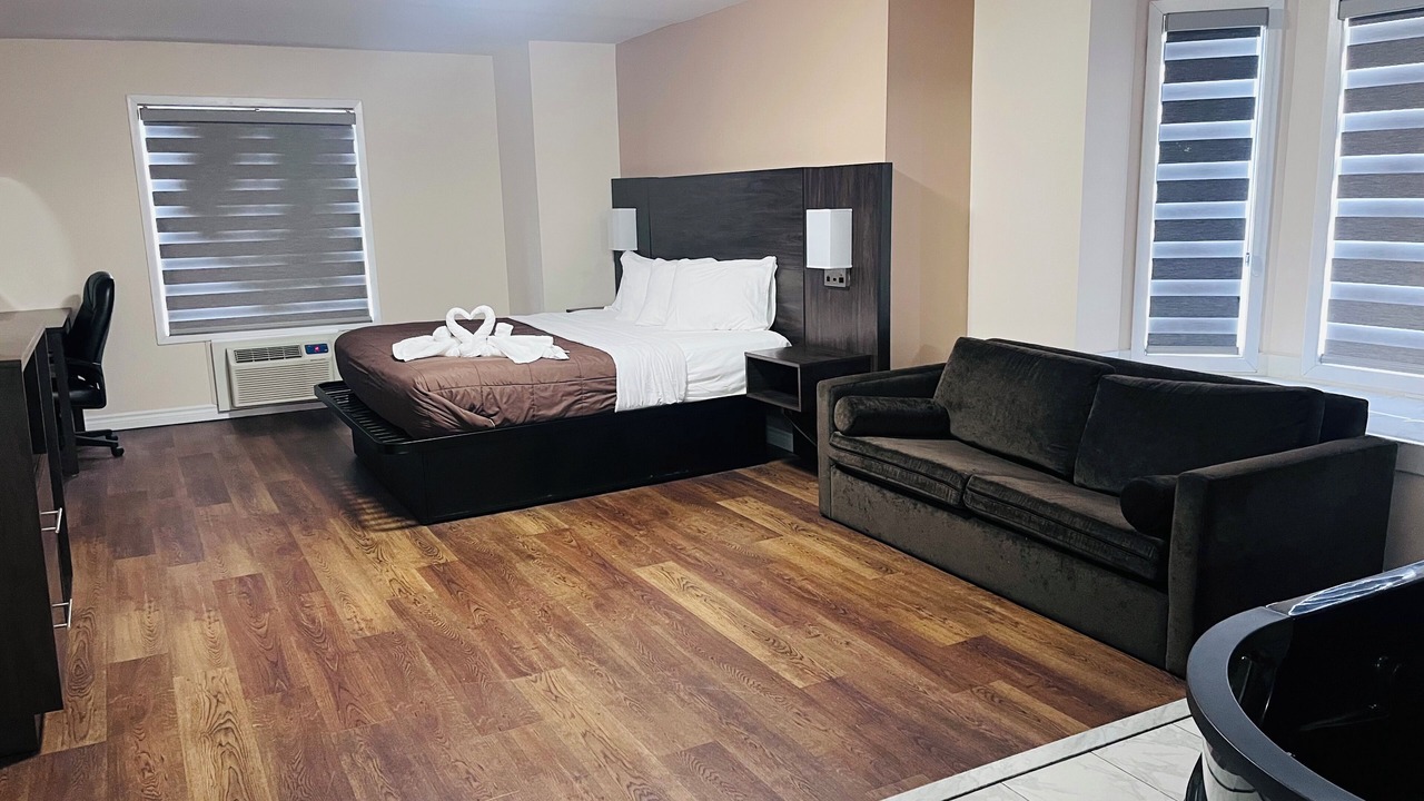 Photo of Bedroom in Fallsview