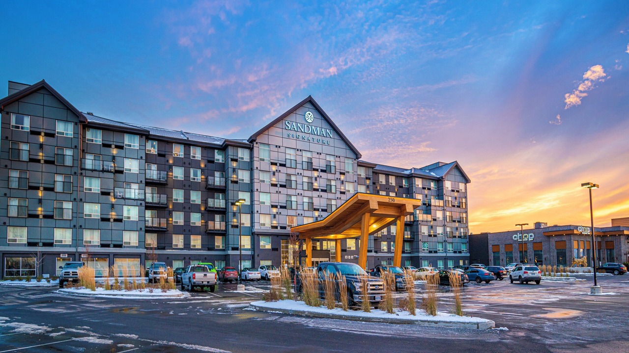 Photo of Outdoor in Ottawa Division