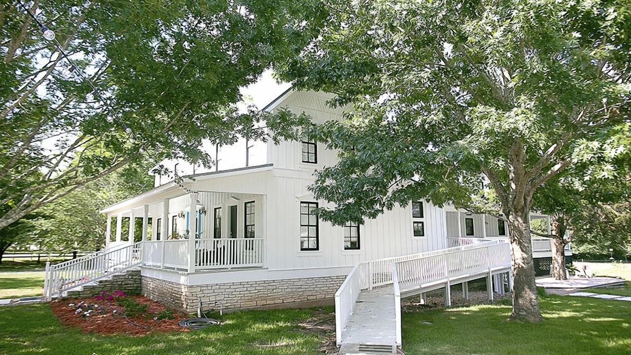 Photo of Outdoor in Round Top