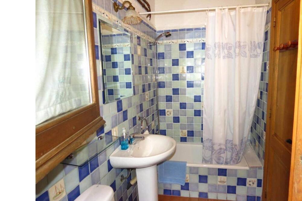 Photo of Bathroom in Fornells de la Muntanya