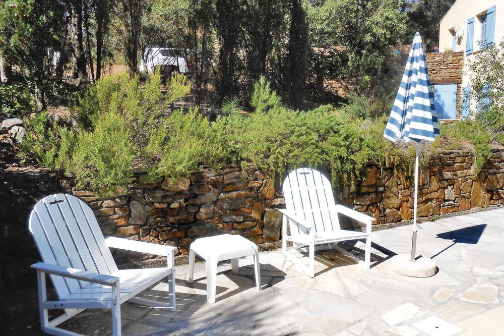 Photo of Patio Balcony in Prades-sur-Vernazobre