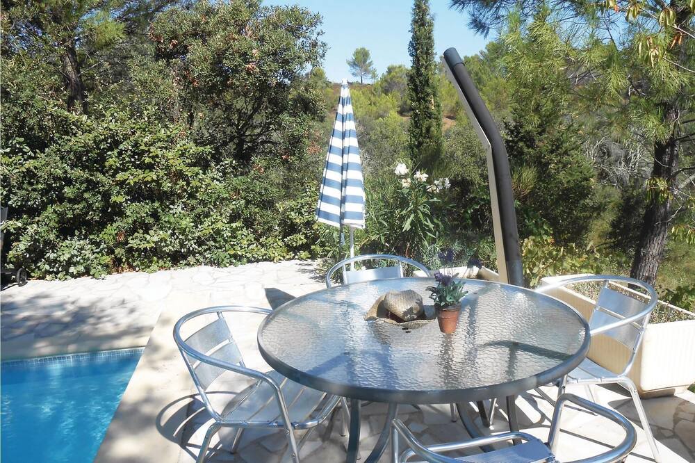 Photo of Patio Balcony in Prades-sur-Vernazobre