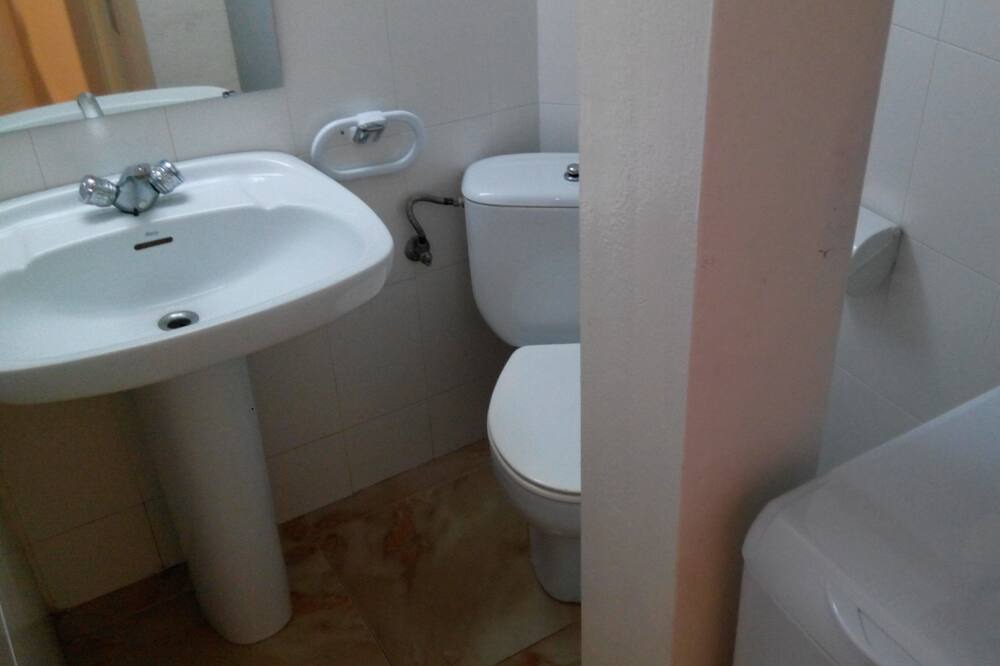 Photo of Bathroom in Salou City Centre
