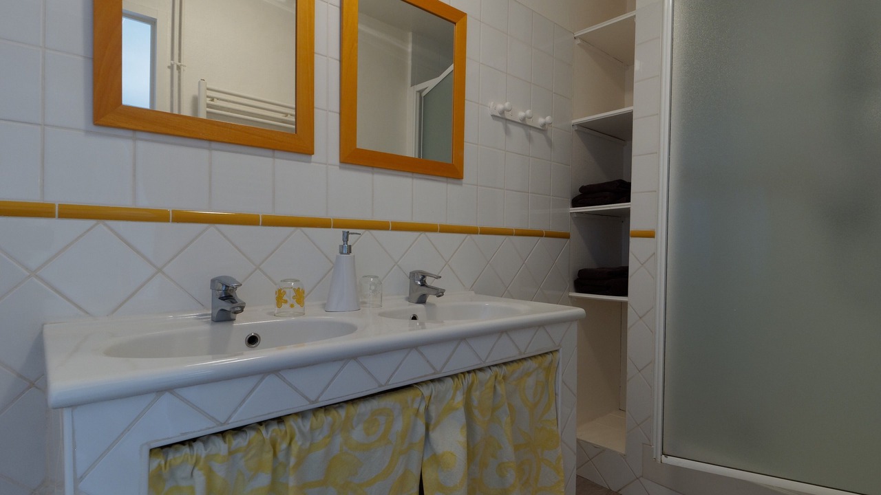 Photo of Bathroom in Lavannes