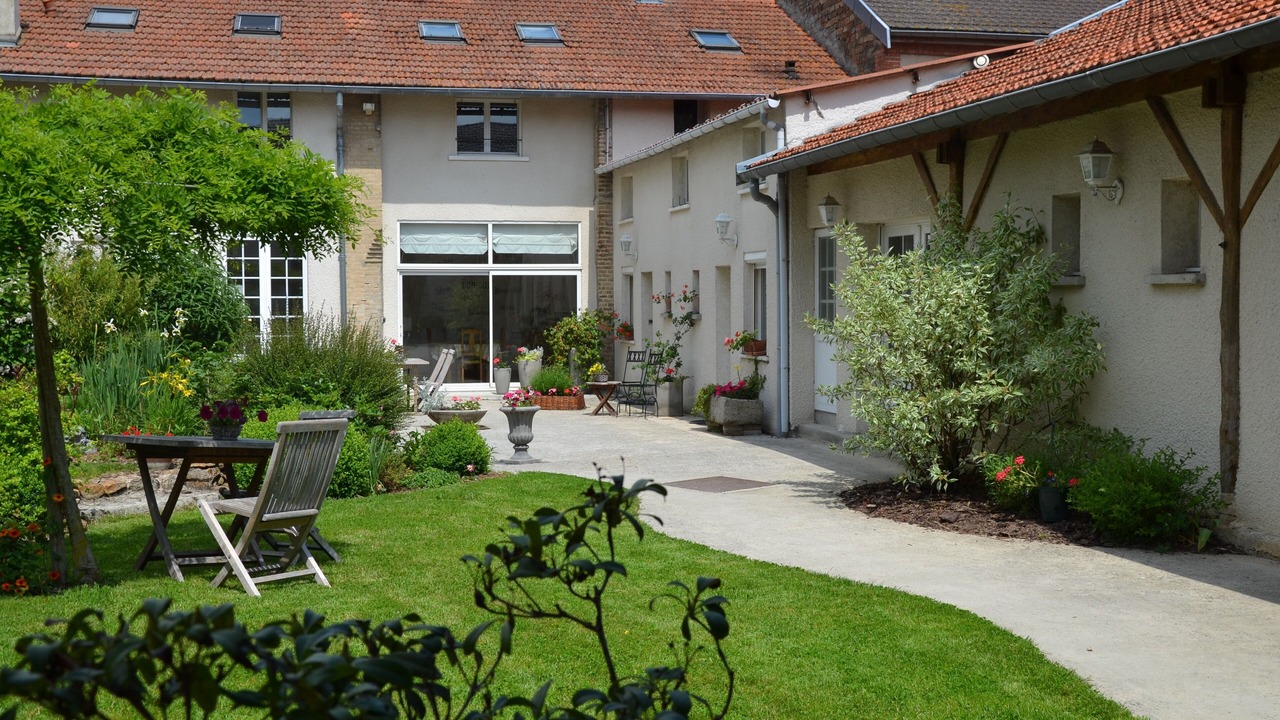 Photo of Others in Lavannes