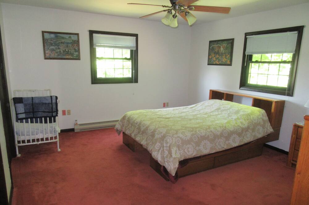 Photo of Bedroom in Spring Mills
