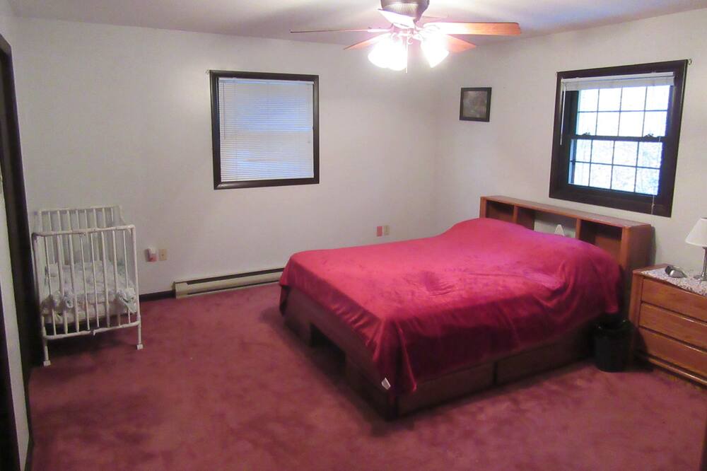 Photo of Bedroom in Spring Mills