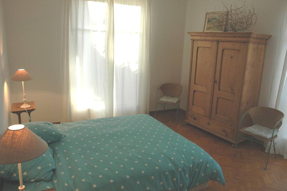 Photo of Bedroom in Mudaison