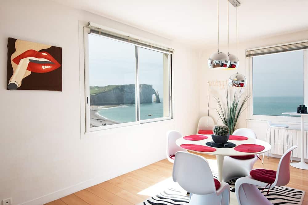 Photo of Others in Etretat