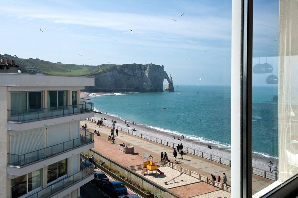 Photo of Others in Etretat