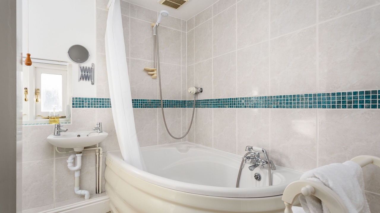 Photo of Bathroom in Trenwheal