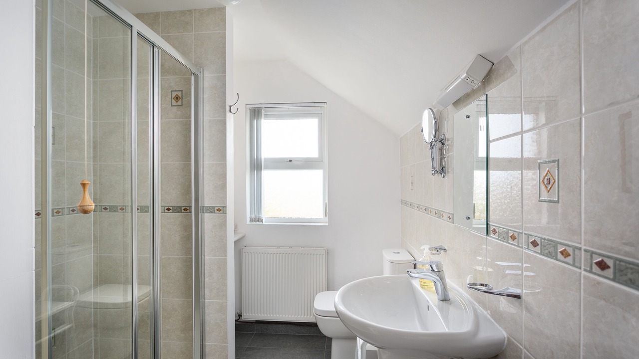 Photo of Bathroom in Trenwheal