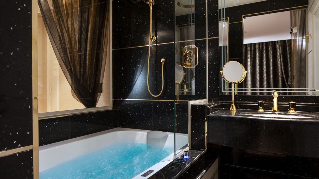 Photo of Bathroom in Batignolles
