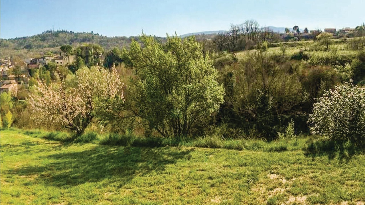 Photo of Outdoor in Cereste