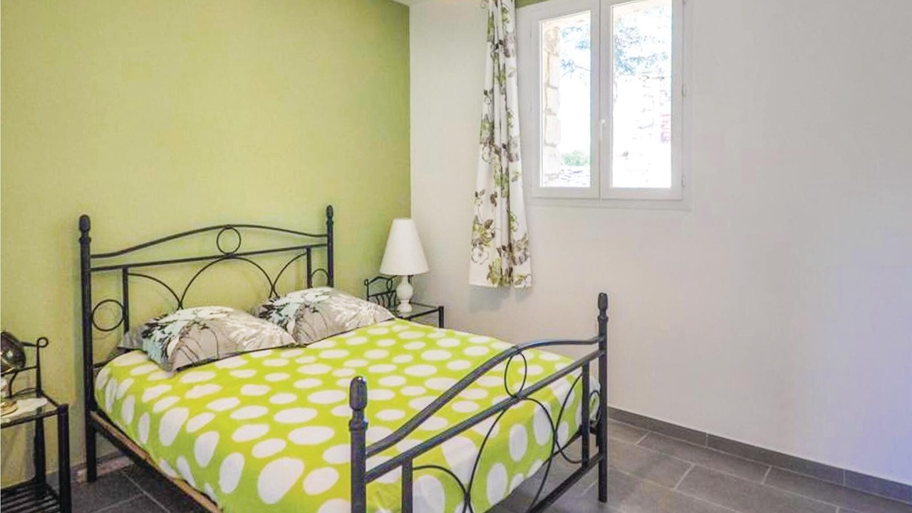 Photo of Others in Cereste