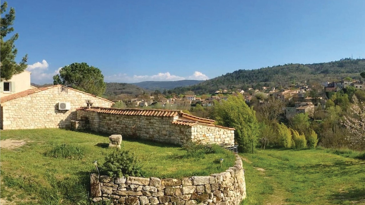 Photo of Outdoor in Cereste