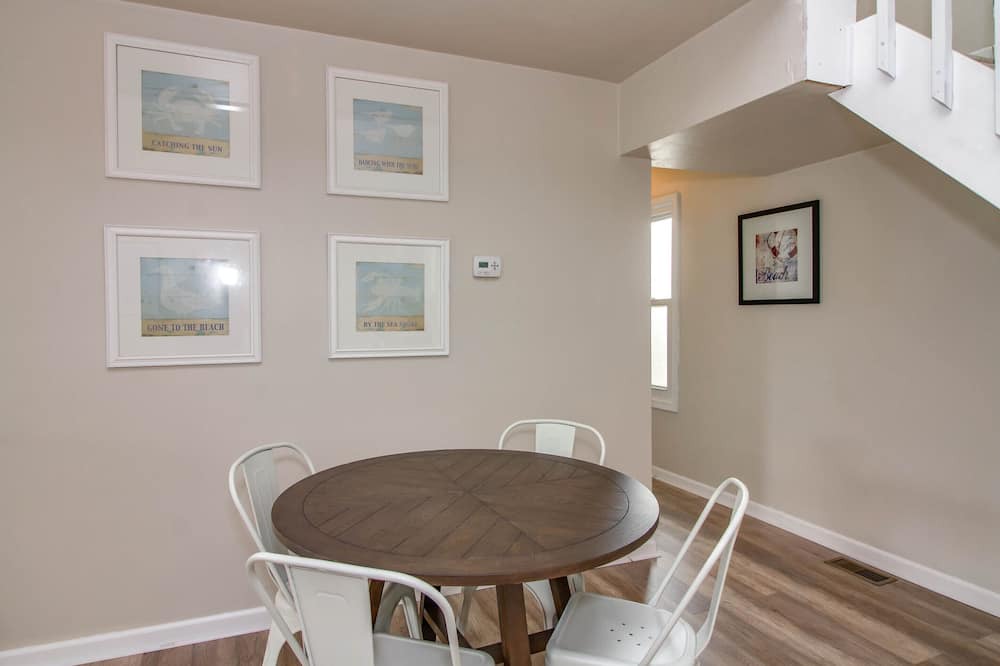 Photo of Kitchen in Chic's Beach