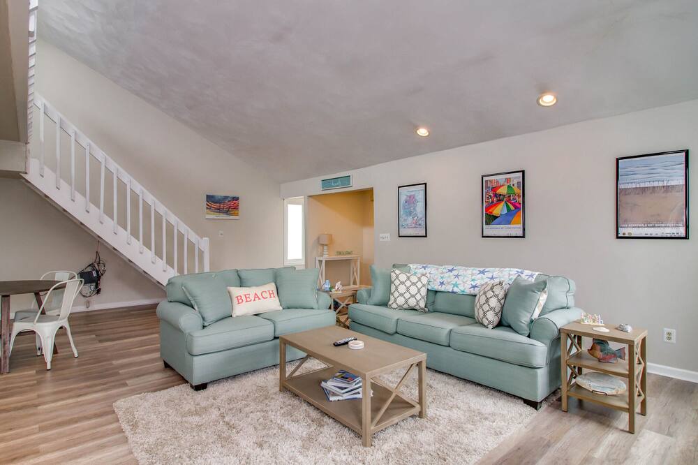 Photo of Livingroom in Chic's Beach