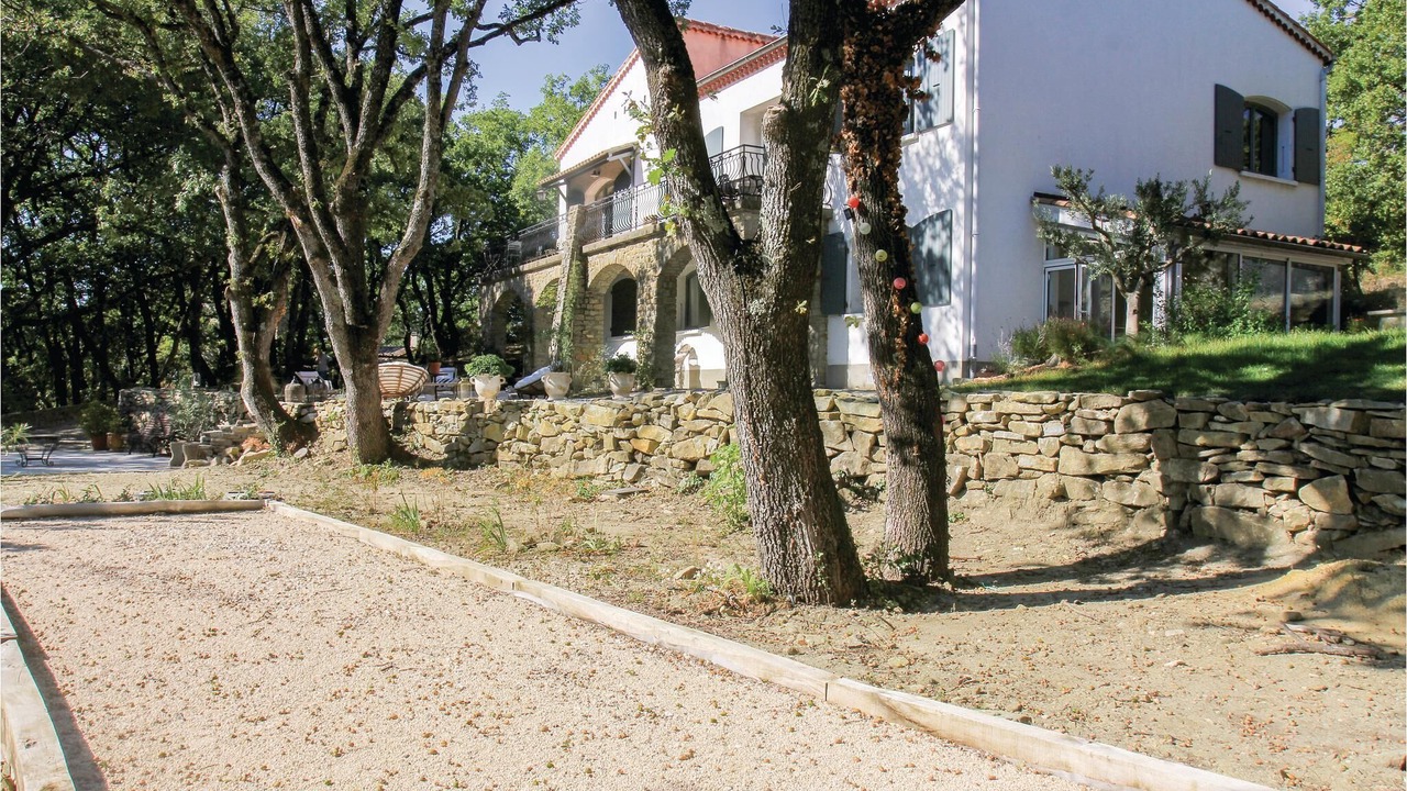 Photo of Outdoor in La Begude-de-Mazenc