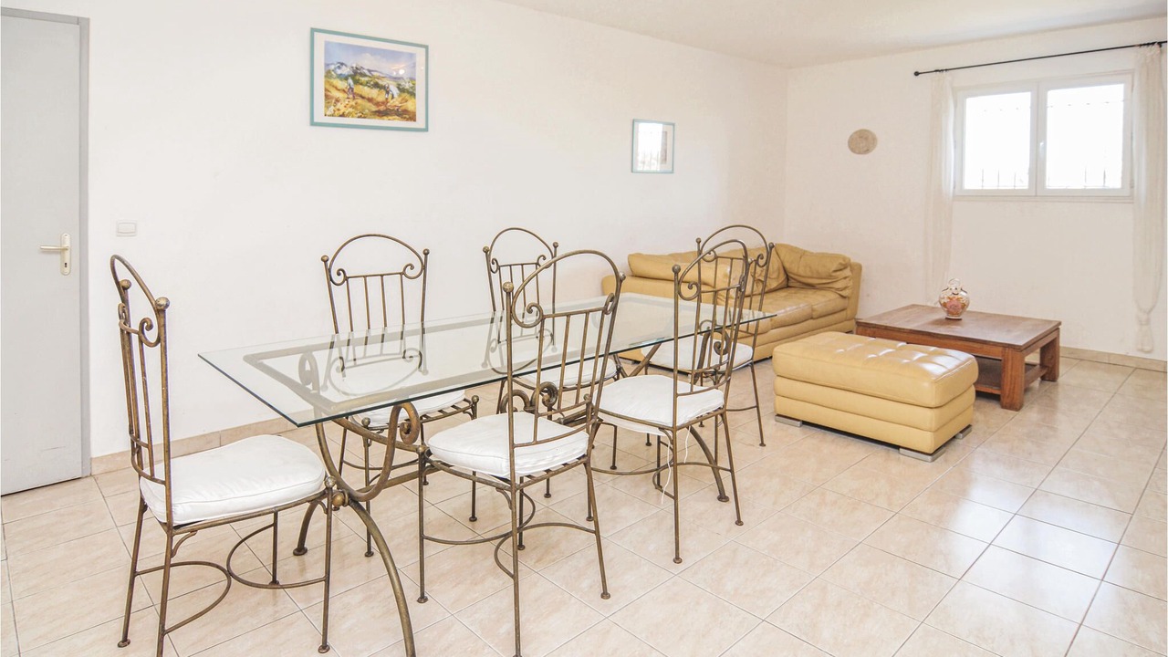 Photo of Others in Le Sambuc