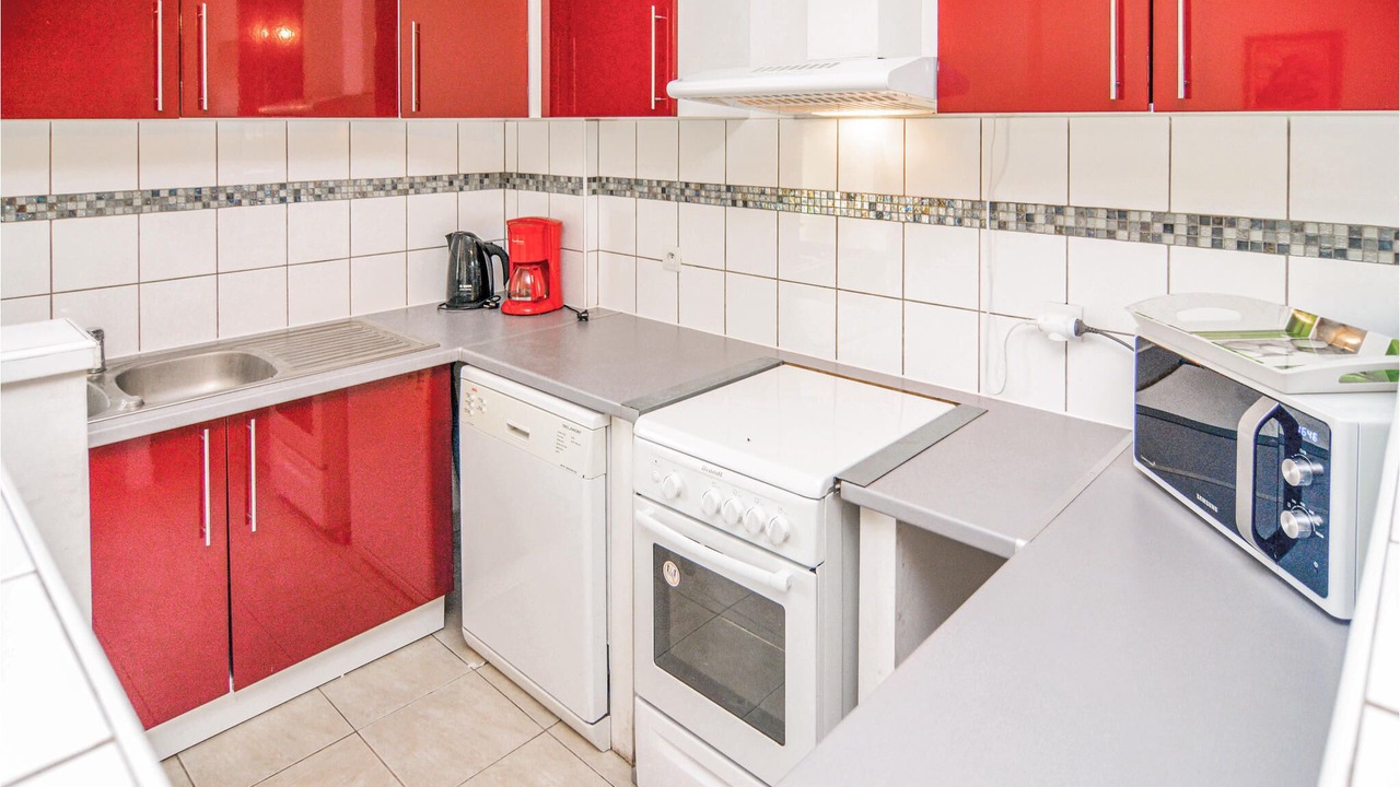 Photo of Kitchen in Le Sambuc