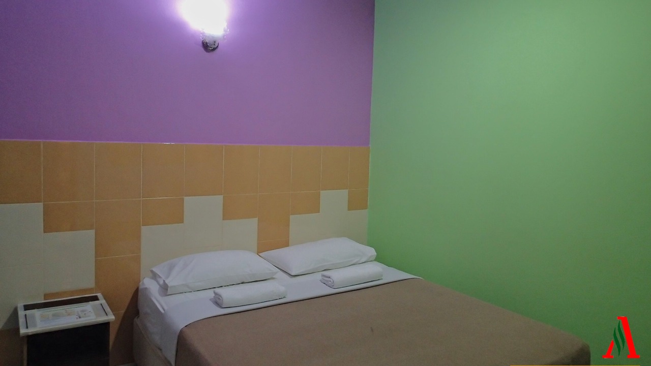 Photo of Bedroom in Tok Ebot