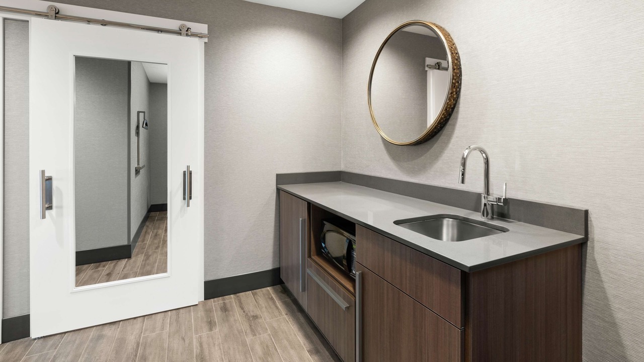 Photo of Others in Cliff - Cannon