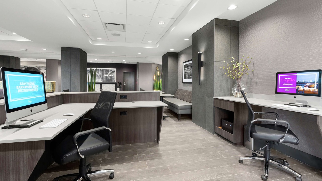 Photo of Others in Cliff - Cannon