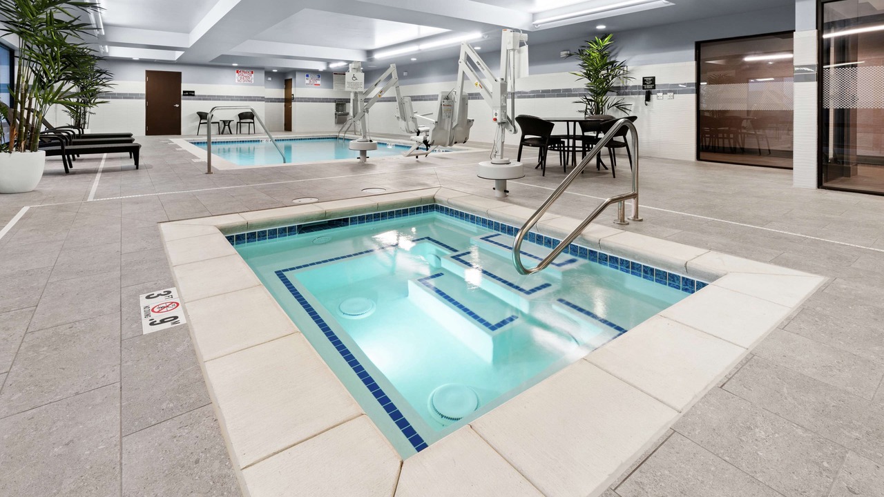 Photo of Others in Cliff - Cannon